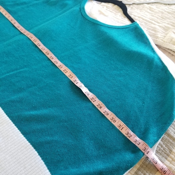 Eileen Fisher | Knit Oversized Top - Picture 5 of 6